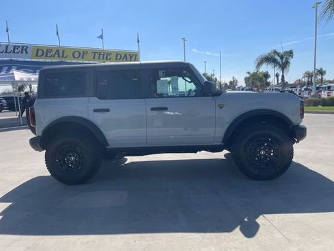 New 2026 Ford Bronco Badlands w/ Sasquatch Package image 6