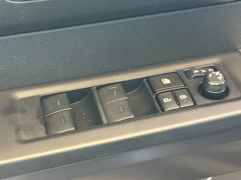 Certified 2025 Toyota Sequoia SR5 AWD/4WD image 14