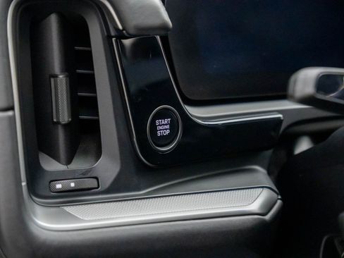 Certified 2024 Porsche Cayenne S image 20