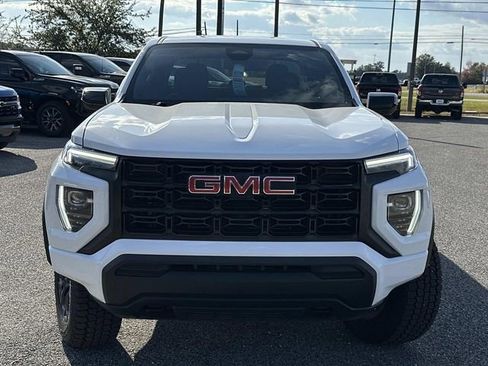 Used 2023 GMC Canyon Elevation image 2