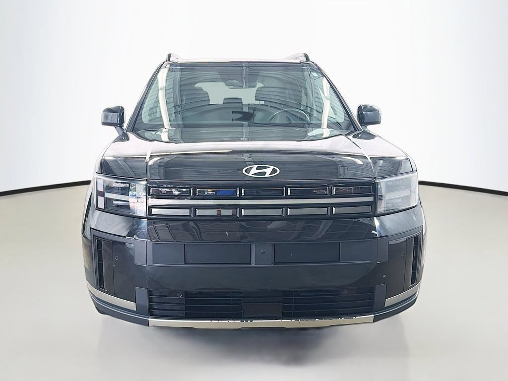 Used 2024 Hyundai Santa Fe Limited AWD/4WD image 2
