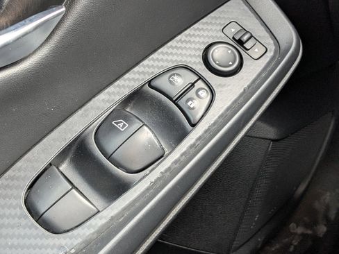 Used 2021 Nissan Sentra SV image 25