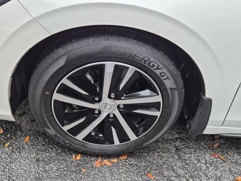 Certified 2024 Honda Civic LX image 4