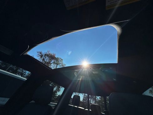 New 2025 Ford F150 Lightning Lariat image 82