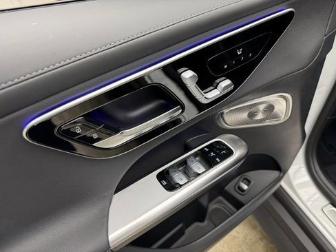 New 2026 Mercedes-Benz GLC 300 GLC 300 image 11