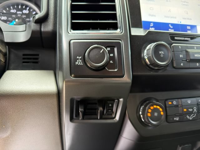 Used 2022 Ford F250 XLT w/ Black Appearance Package AWD/4WD image 28