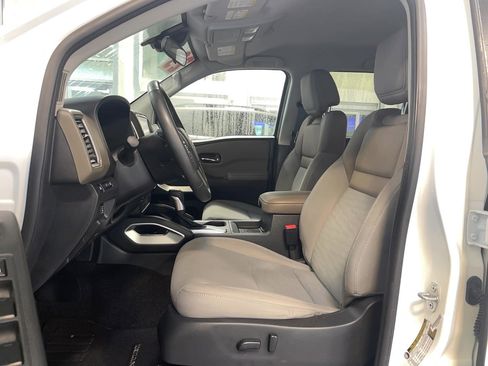 Used 2023 Nissan Frontier SV w/ SV Convenience Package image 25