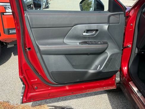 New 2026 Nissan Kicks SR w/ SR Premium Package image 16