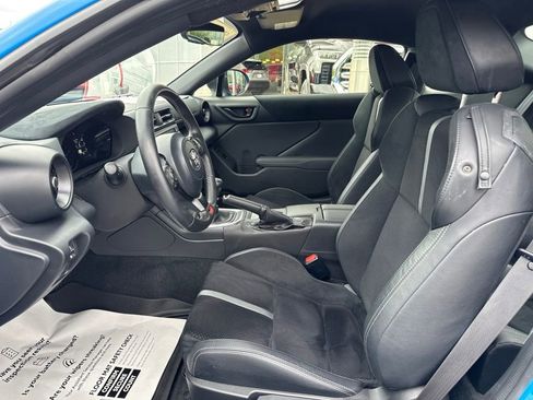 Used 2023 Toyota GR86 Premium RWD image 12