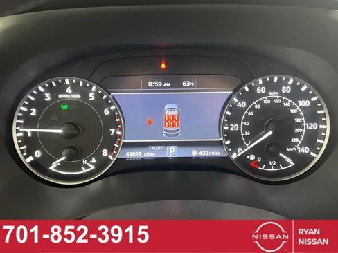 Certified 2024 Nissan Armada SV image 3