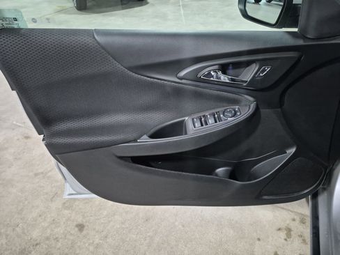 Certified 2018 Chevrolet Malibu LT FWD image 22