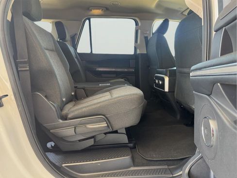 Used 2024 Ford Expedition Max XLT AWD/4WD image 27