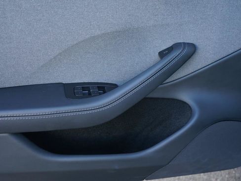 Used 2025 Tesla Model 3 RWD image 9