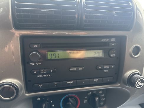 Used 2011 Ford Ranger XLT image 22