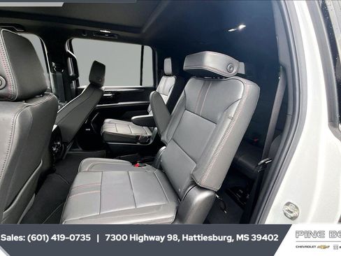 New 2026 Chevrolet Suburban RST w/ Comfort Package RWD image 19