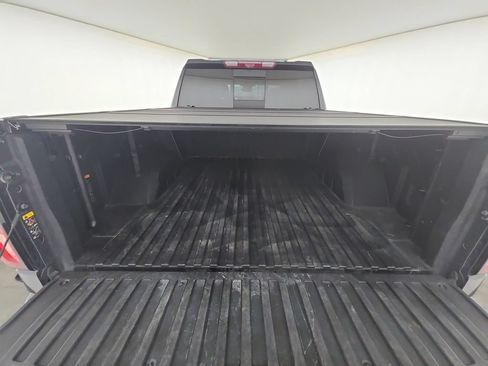 Used 2023 GMC Sierra 1500 AT4 w/ AT4 Premium Package AWD/4WD image 32