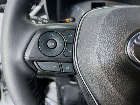 Used 2024 Toyota Corolla SE FWD image 15