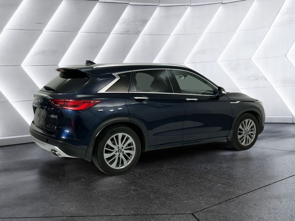 Used 2023 INFINITI QX50 Luxe AWD/4WD image 4