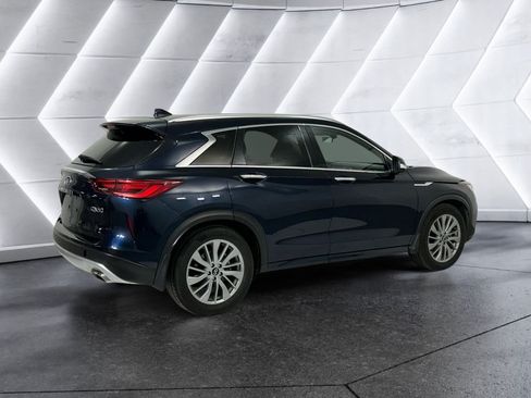 Used 2023 INFINITI QX50 Luxe AWD/4WD image 4