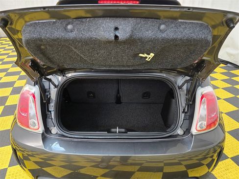 Used 2015 FIAT 500 Abarth w/ Comfort/Convenience Group image 14