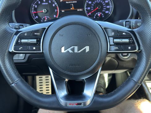 Used 2024 Kia Forte GT-Line image 40