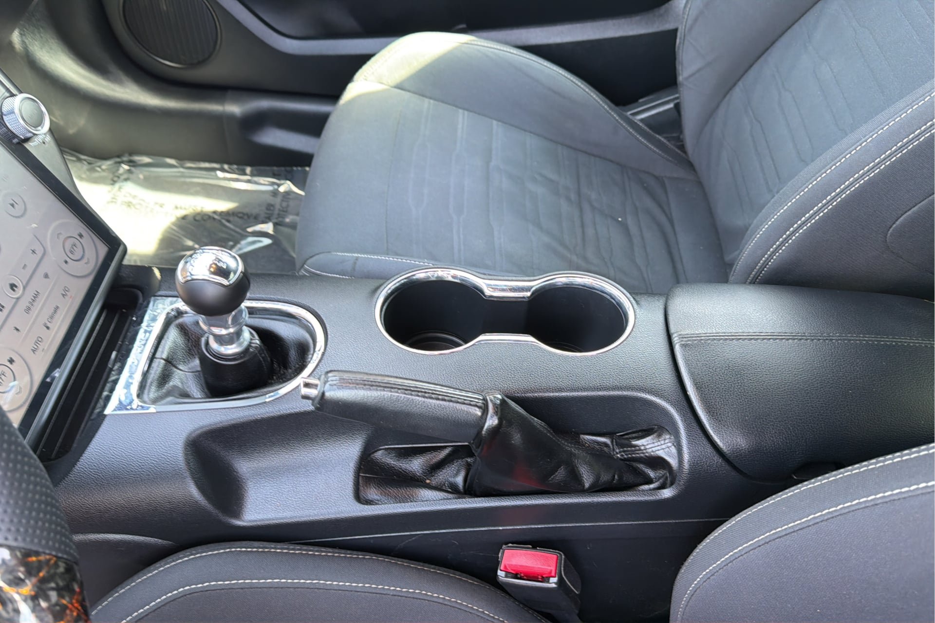 Used 2016 Ford Mustang Coupe RWD image 26
