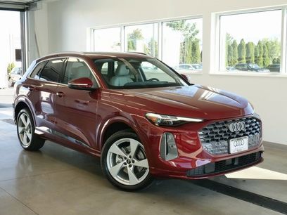 New 2025 Audi Q5 Premium Plus
