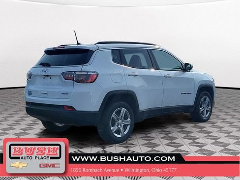 Used 2024 Jeep Compass Latitude AWD/4WD image 4
