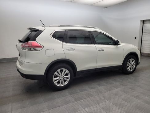 Used 2016 Nissan Rogue SV image 10