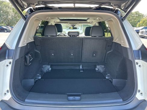 Certified 2023 Nissan Rogue SL FWD image 53