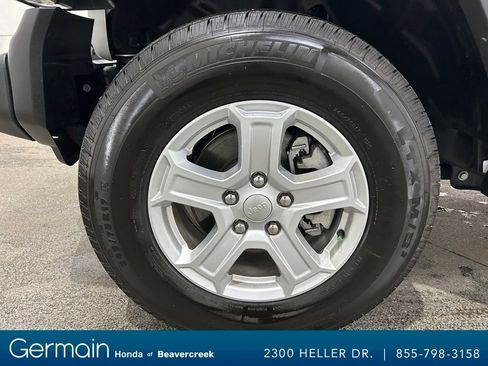 Used 2022 Jeep Wrangler Sport S image 13