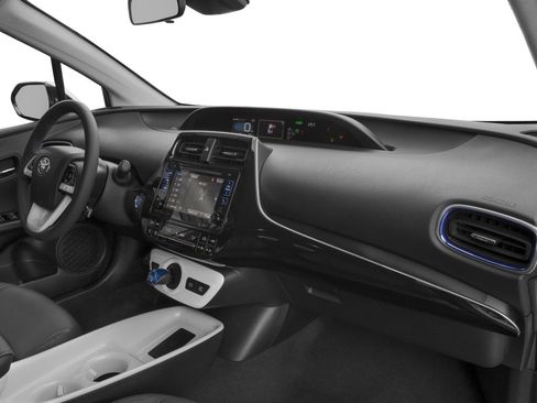 Used 2016 Toyota Prius Four Touring FWD image 40