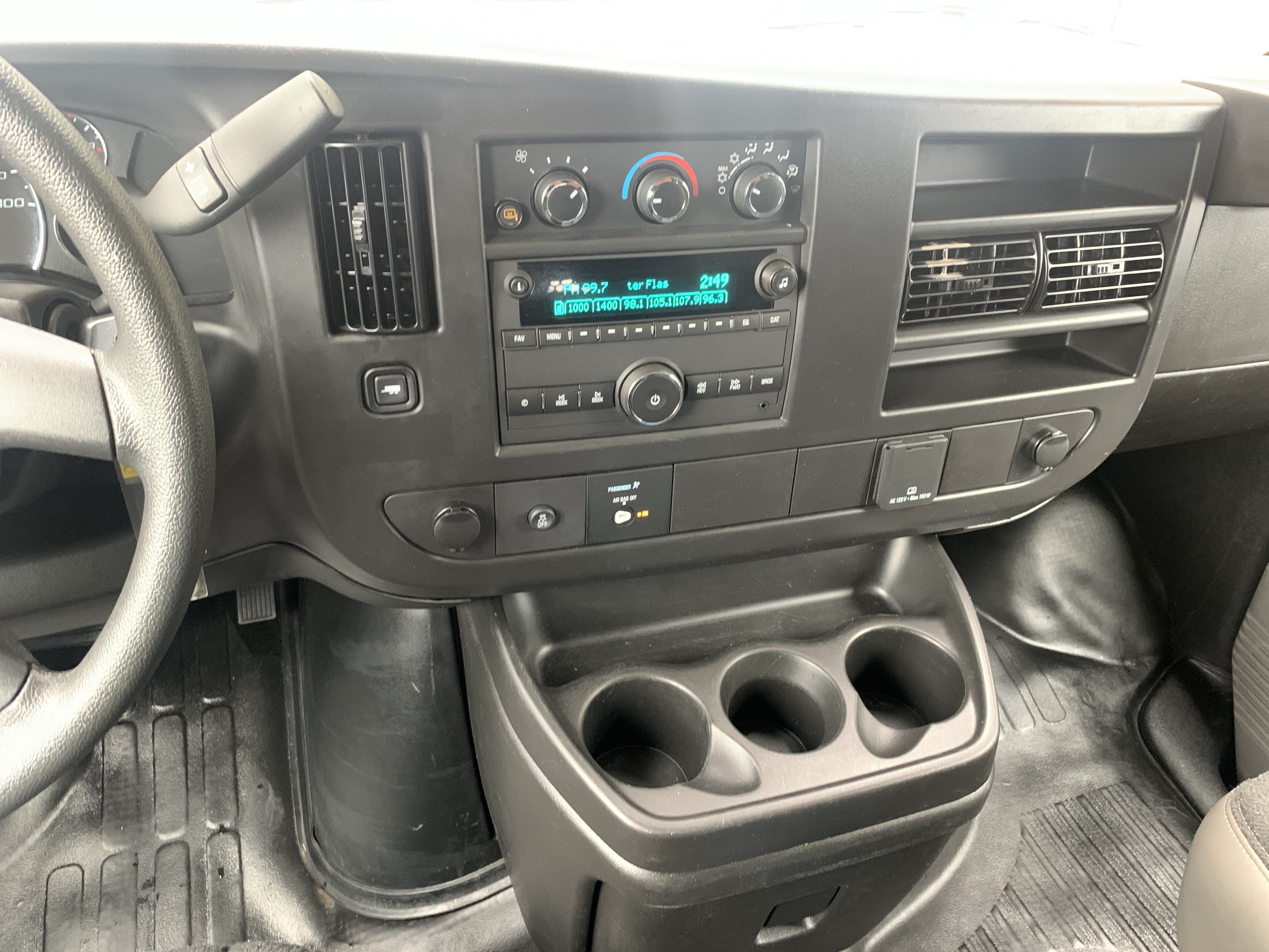 Used 2025 GMC Savana 2500 w/ Driver Convenience Package RWD image 28