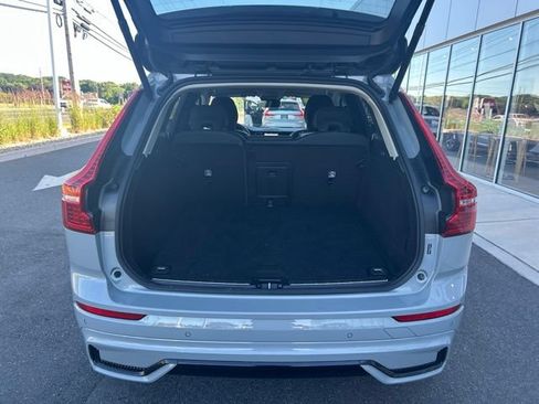 Certified 2025 Volvo XC60 B5 Plus AWD/4WD image 11