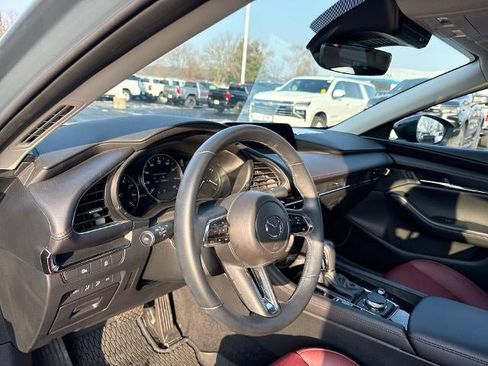 Used 2025 MAZDA MAZDA3 s image 10