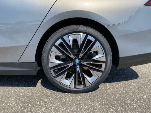 New 2026 BMW 530i xDrive AWD/4WD image 5