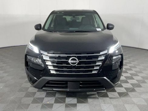 New 2025 Nissan Rogue S image 9