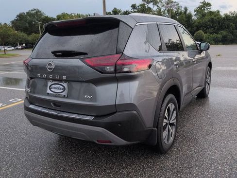 Used 2022 Nissan Rogue SV w/ SV Premium Package FWD image 4