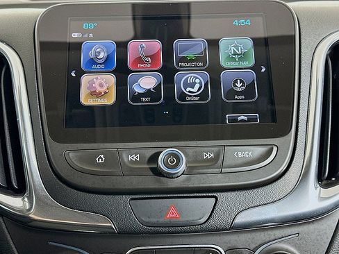 Used 2018 Chevrolet Equinox LT w/ Sun & Infotainment Package AWD/4WD image 15