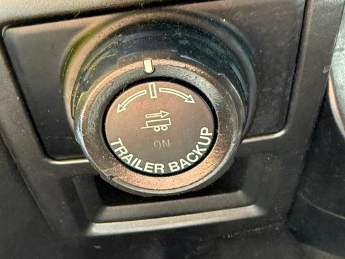 Used 2018 Ford F150 XLT w/ Equipment Group 302A Luxury RWD image 17