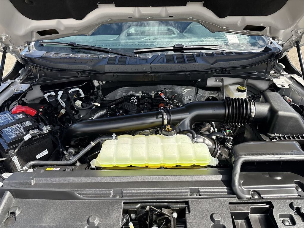 Used 2026 Ford F150 Lariat AWD/4WD image 35
