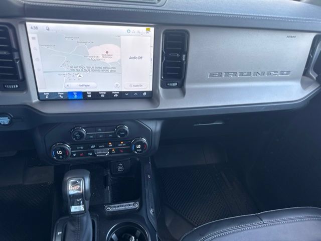 Used 2026 Ford Bronco Outer Banks AWD/4WD image 11