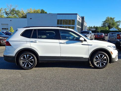 Used 2022 Volkswagen Tiguan S image 7