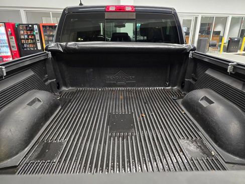 Used 2019 RAM 1500 Big Horn AWD/4WD image 6