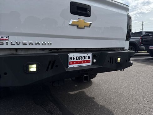 Used 2017 Chevrolet Silverado 1500 W/T w/ Trailering Package AWD/4WD image 27