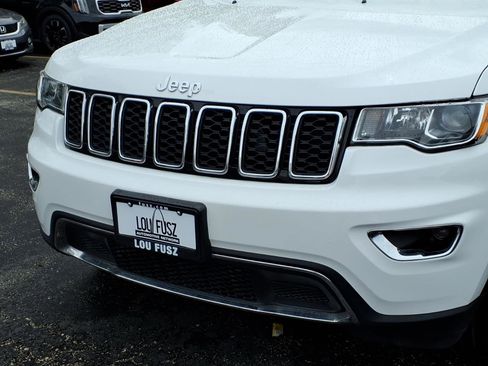 Used 2022 Jeep Grand Cherokee Limited image 36