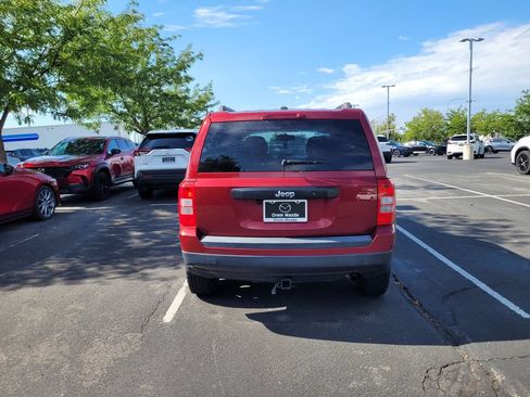 Used 2016 Jeep Patriot Sport FWD image 5