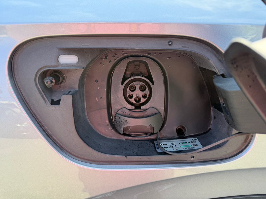 Used 2023 Volkswagen ID.4 Pro RWD image 45