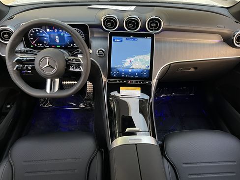 New 2026 Mercedes-Benz GLC 350e GLC 350e image 17