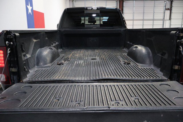Used 2015 RAM 2500 Laramie w/ Black Appearance Group AWD/4WD image 28